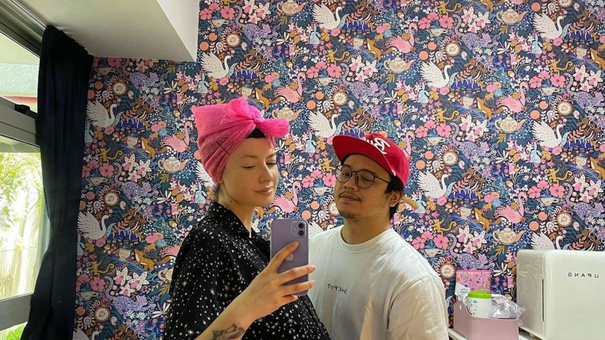 Derby Romero dan pasangannya [Instagram/derbyromero]