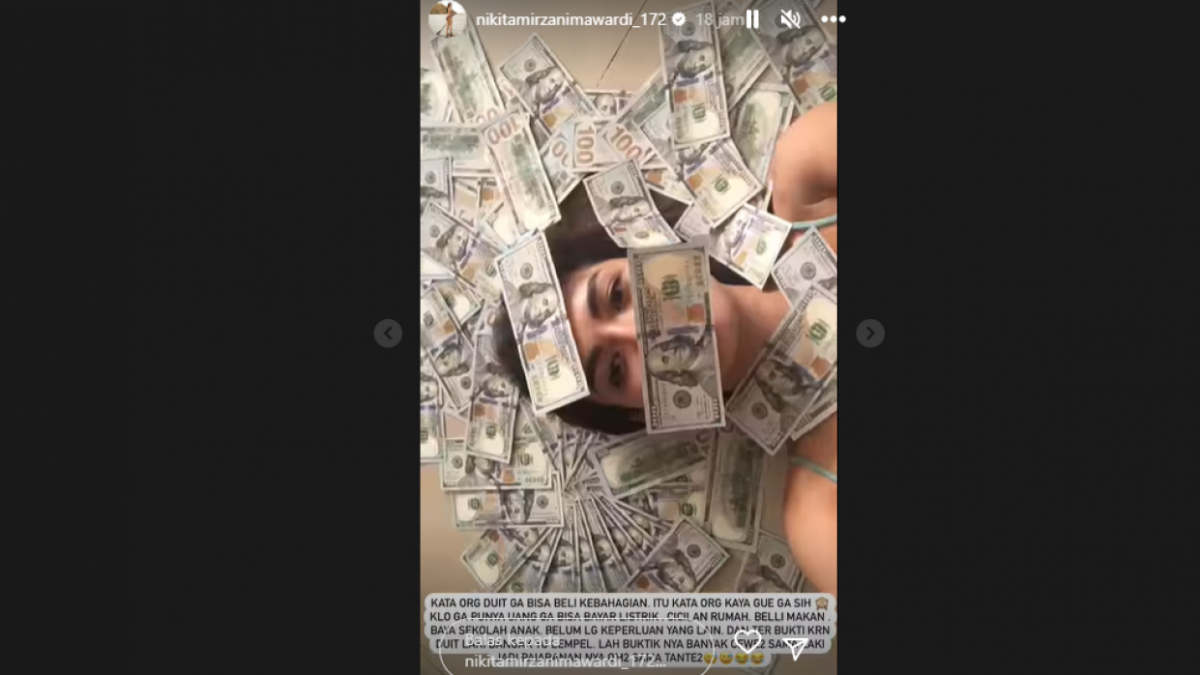 Nikita Mirzani saat tidur di atas Dollar [Tangkapan layar Instagram @nikitamirzanimawardi_172]