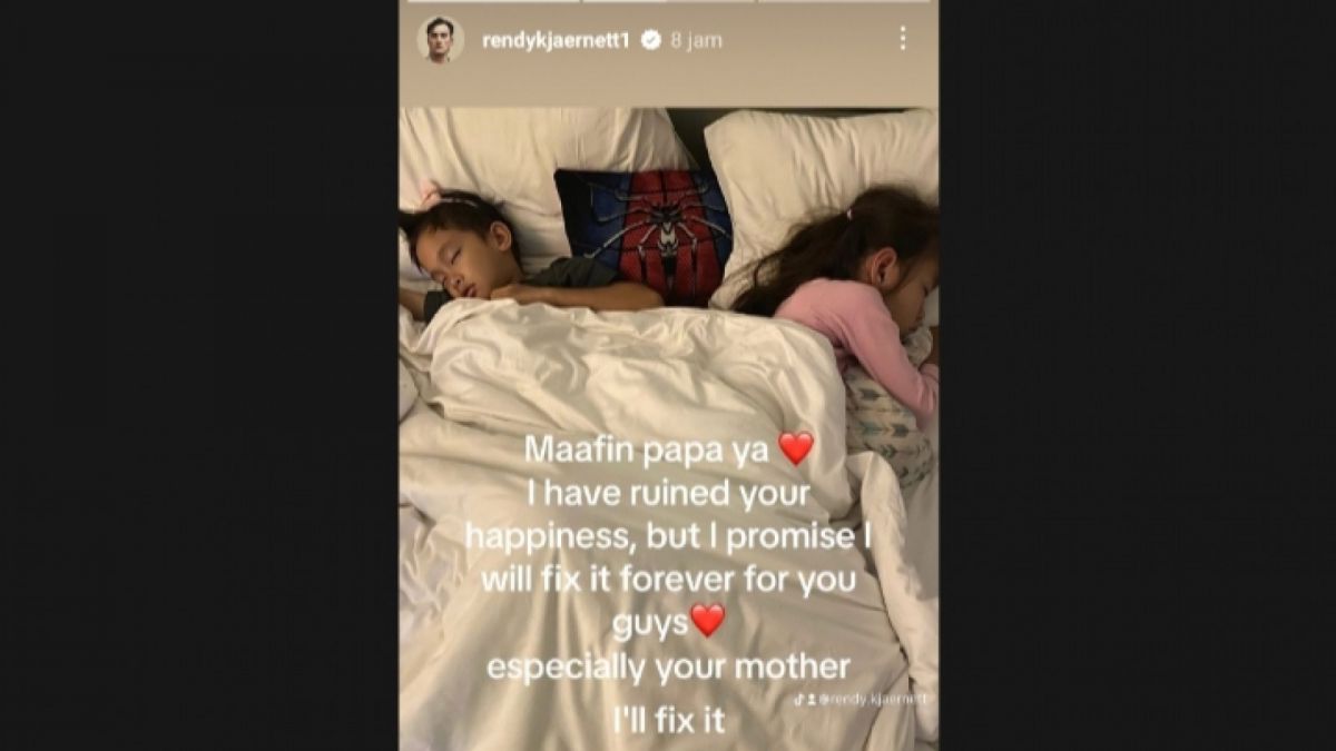 Rendy Kjaernett memfoto kedua anak tertuanya yang sedang tidur [tangkapan layar Instagram Story @rendykjaernett1]