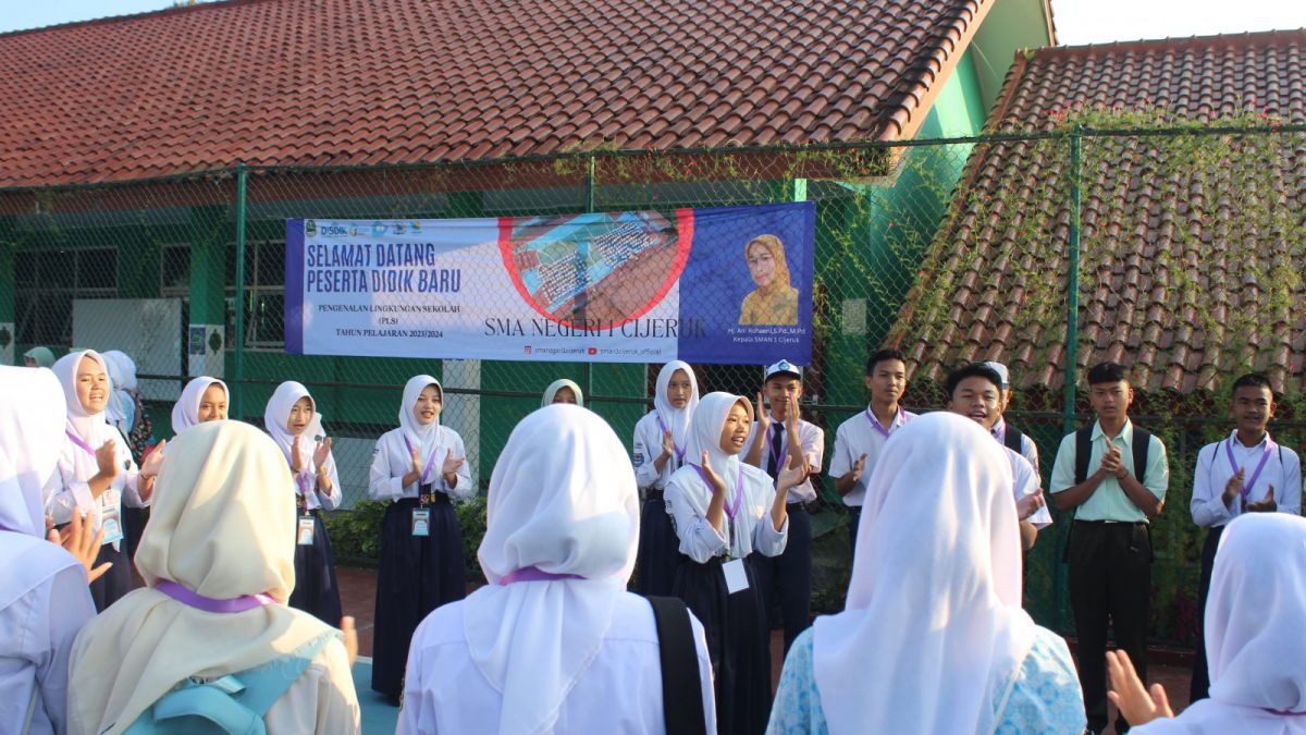 Bahagia dalam PLS SMAN 1 Cijeruk [Dok. N Aurellia CW]