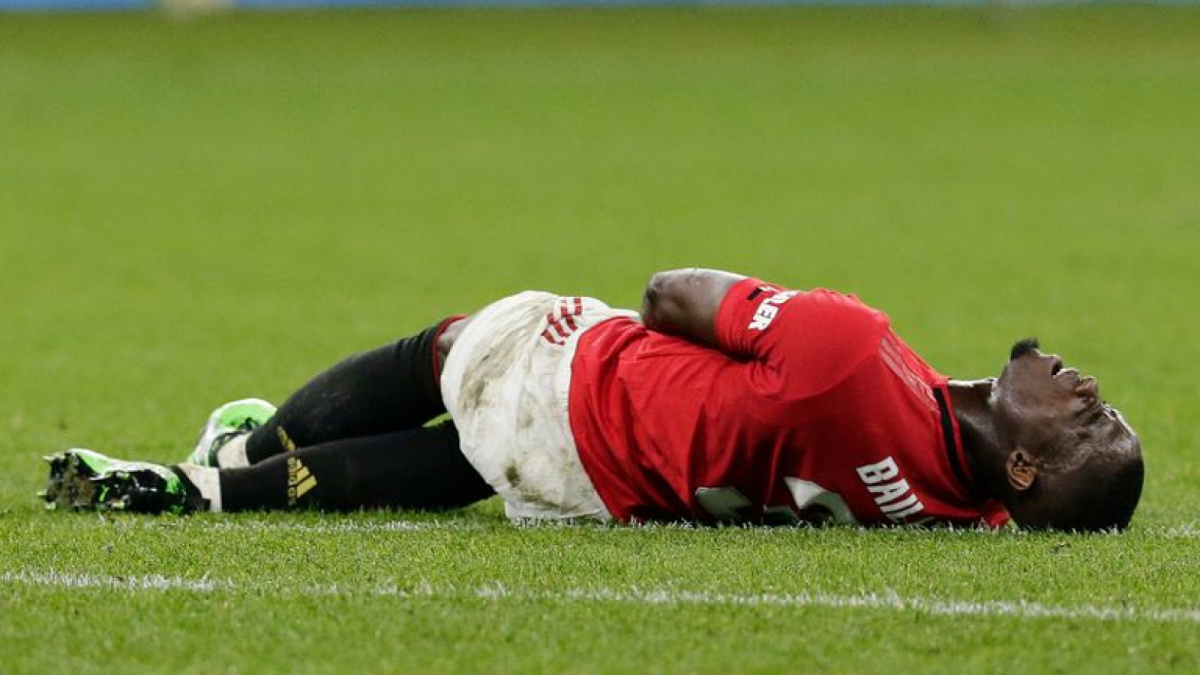Eric Bailly cedera saat laga pramusim Manchester United [skysports.com]