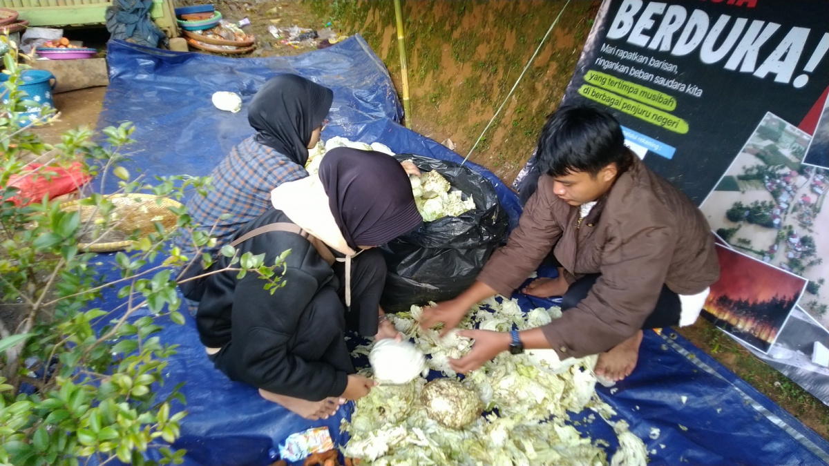 Suasana Posko Dapur Umum Cisadane Resik Rescue Cianjur [Dok. Cisadane Resik]