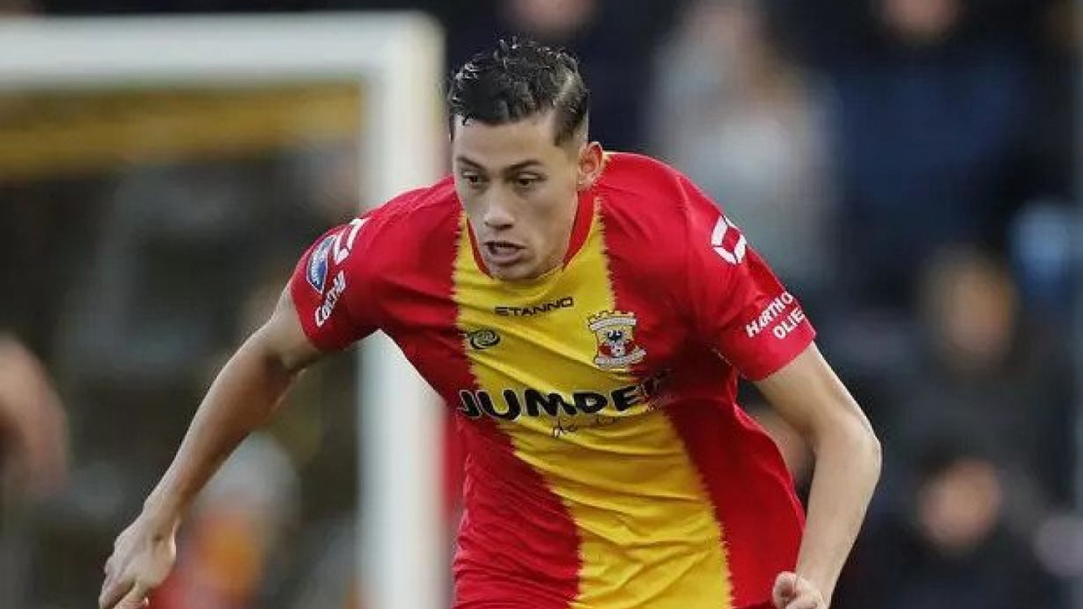 Jay Idzes saat memperkuat Go Ahead Eagles [satuviral.com]
