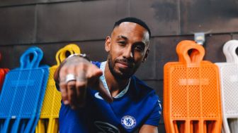 Bursa Transfer Resmi Ditutup, Chelsea Bajak Aubameyang, Liverpool Datangkan Arthur