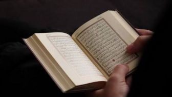 Surah Al-Insyirah : Bacaan, Latin, Arti Beserta Kandungan dan Makna