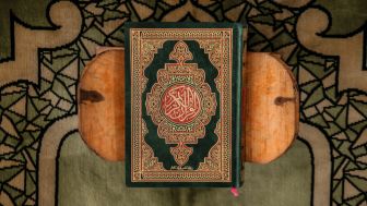 Surah Al-Kahfi: Bacaan, Latin, Arti, dan Keutamaannya