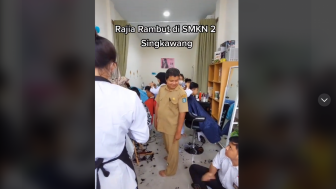 Cara Razia Rambut Yang Dilakukan Pihak Sekolah Ini Mendapat Pujian Dari Warganet