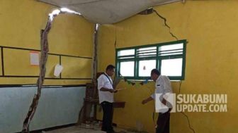 Dampak Pergerakan Tanah, Siswa Madrasah Harus Dievakuasi