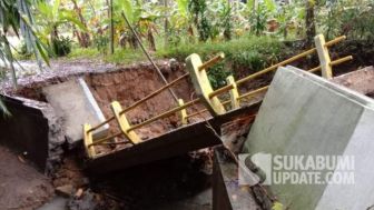 Jembatan Penghubung di Tegalbuled Ambruk