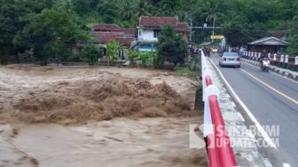 Sungai Cibareno Meluap, Cisolok Terendam Banjir
