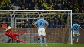 Bermain Imbang, Dortmund dan City Pastikan Lolos ke Babak 16 Besar
