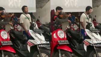 Viral Suara Pengamen Bak Penyanyi Profesional, Netizen: Gak Rugi Ngasih Rp20 Ribu