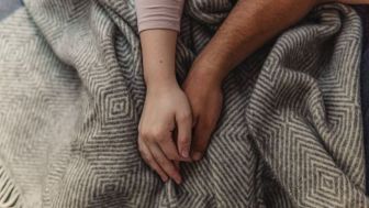 Suami Berselingkuh, Istri Polisi dan Anak Diusir oleh Mertua