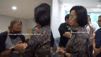 Jenguk Korban Penganiayaan Anak Pejabat Pajak, Sri Mulyani: Proses Hukum Jalan Terus