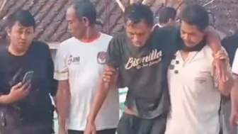 Diduga Buron, Pelaku Pengeroyokan Warga Kebonpedes Ditangkap Saat Mandi dengan Kaki Pincang