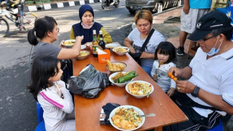 Ini Tiga Tempat Makan Bubur Ayam yang Layak Anda Singgahi Saat Berada di Sukabumi