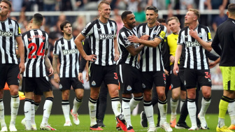 Kejutan Hebat di Piala Liga Inggris: Newcastle Gulingkan Man City!