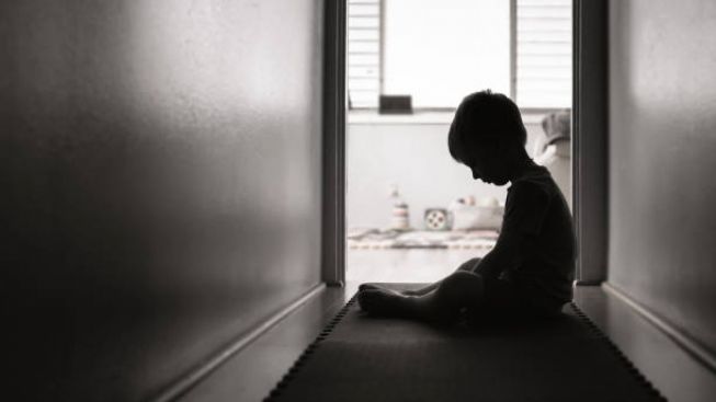 Miris! Ayah Ini Tega Aniaya Anak Kandung Berusia 2 Tahun