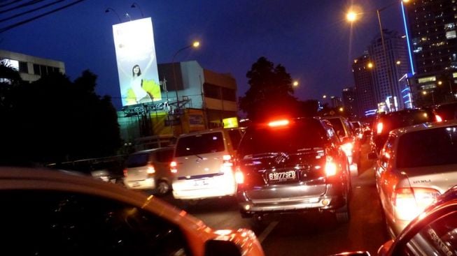 Bukti Macet Jakarta Bikin Stres, Pria Ini Pilih Tidur di Hotel Ketimbang Pulang