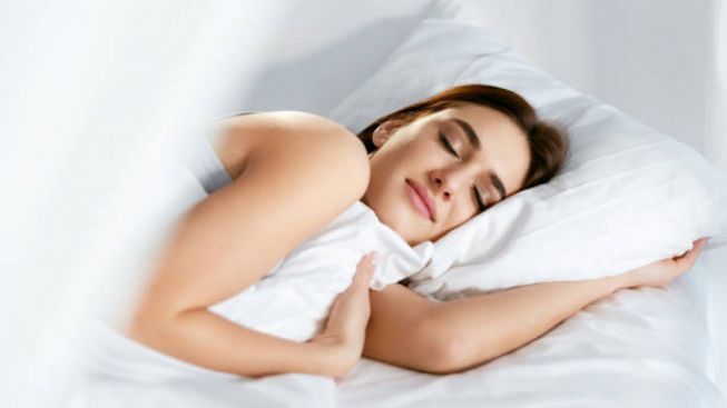 Manfaat Tidur Tanpa Menggunakan Busana