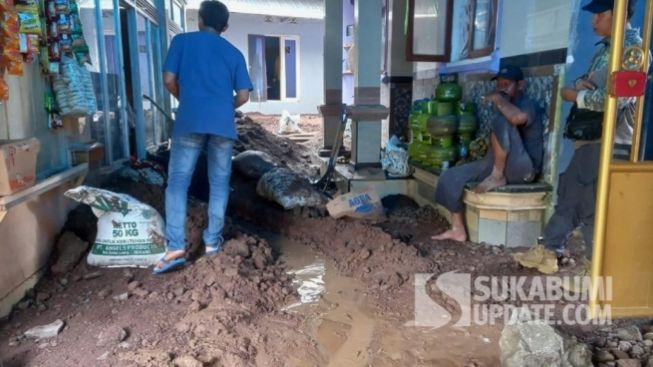 Warga di Palabuhanratu Sukabumi Terdampak Banjir Lumpur Akibat Pembangunan Perumahan