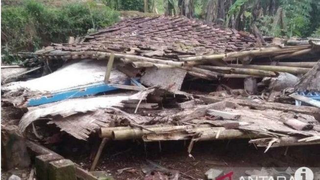 Sebanyak 956 Rumah di Sukabumi Rusak Imbas dari Gempa Cianjur