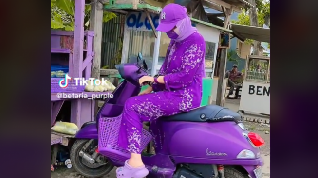 Ditonton 31 Juta Kali, Wanita Ini Beli Sayuran Serba Ungu, Warganet: Si Paling Ungu