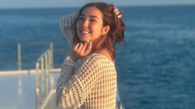Merasa Senasib, Gisel Beri Dukungan Mental Kepada Rebecca Klopper