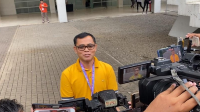 Gegara Video Syur Mirip Rebecca Klopper Viral, Fadly Faisal Stres