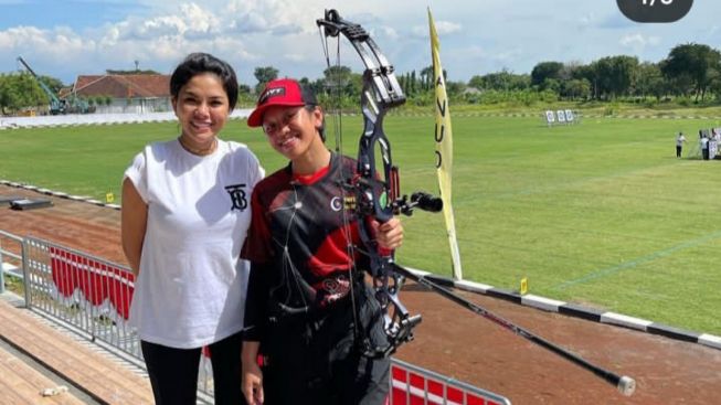 Nikita Mirzani Beberkan Bukti Uang Hasil Endorse Lolly Masuk ke Rekening Antonio Dedola