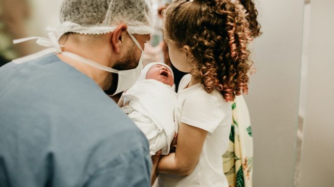 20 Nama Bayi Laki-Laki Argentina yang Populer dan Bermakna Kuat