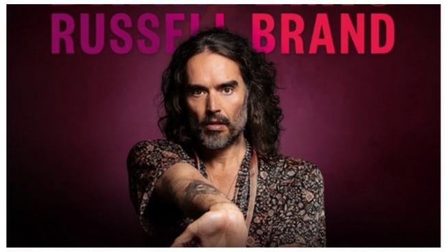 Russell Brand Tunda Tur di Inggris Akibat di Tuduh Melakukan Pelecehan Seksual