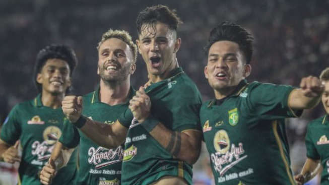 Sensasi Laga Derby Jatim: Tiket Persebaya Habis Terjual dalam Waktu Sekejap!