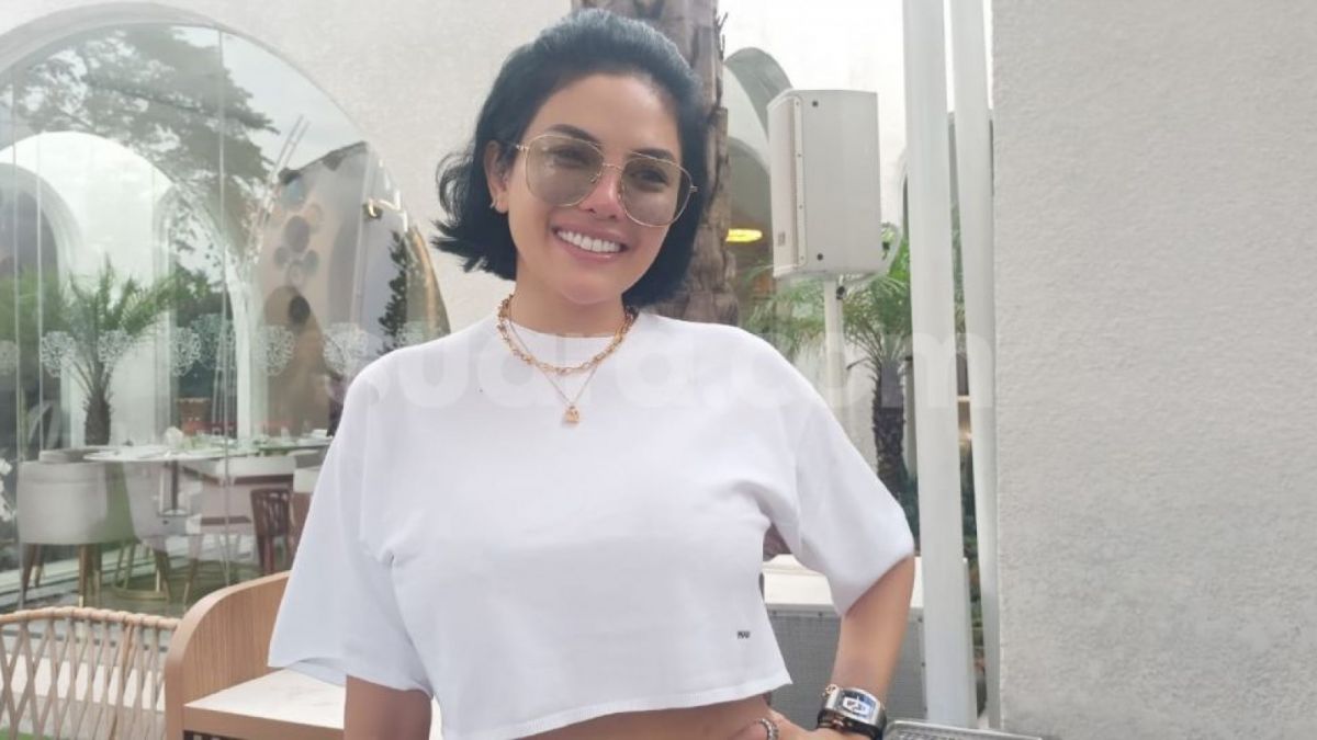 Ilustrasi Nikita Mirzani. Nikita Mirzani menyebut Dito Mahendra ada di dalam hutan. [Rena Pangesti/Suara.com]