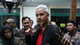 Salurkan Dana Zakat Pada Kader PDIP, Ganjar Pranowo Ramai Dikritik: Kok Tega!