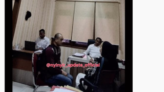 Ekspresi Wajah Venna Melinda Bertemu Ferry Irawan Usai KDRT Disorot, Menyimpan Dendam?