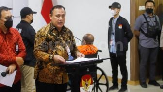 CEK FAKTA: Ketua KPK Firli Bahuri Terjaring OTT Dipimpin Langsung Jokowi, Benarkah?