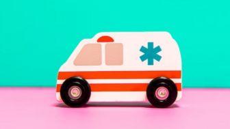 Detik-Detik Kecelakaan Ambulans Bawa Jenazah VS Tangki Pertamina, 3 Meninggal