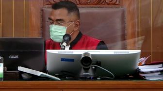 CEK FAKTA: Kabar Hakim Wahyu Dipecat Jokowi Terkait Kasus Sambo, Benarkah?