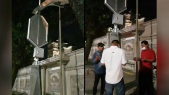 Viral Pemuda di Medan Berdoa Minta 'Lampu Pocong' Diikat Karena Tak Berfungsi