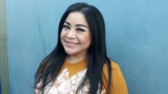 Juwita Bahar Menikah Dengan Temen Prianya Setelah 3 Tahun Kumpul Kebo, Anisa Bahar Sakit Hati