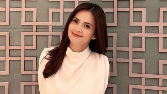 Cut Tari Minta Maaf ke Semua Artis yang Pernah Dijulidi di Acara Gosip