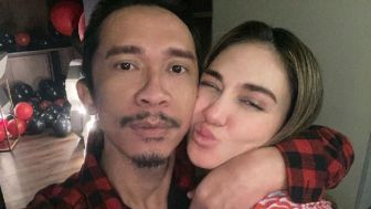 Usai Disenggol Kapan Kawin, Aming Unggah Foto Pacar Baru: Bosen Jomblo Mulu