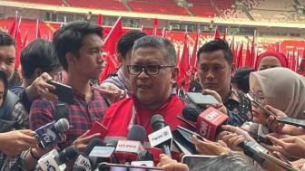 PDIP Minta Maaf Tak Undang Partai Demokrat, Jokowi Semangati Ganjar Pranowo