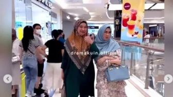 Ibunda Syahnaz Pamer Keakraban dengan Ibunda Jeje, Netizen: Kelihatan Nggak Natural