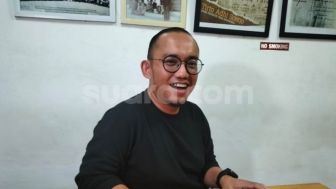 Jubir Prabowo Sarankan Bobby Nasution Ajak Panda Nababan Keliling Medan