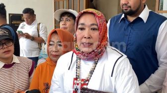 Artis Senior Jenny Rachman dan Kakaknya Jadi Tersangka Kasus Perusakan Rumah Orang