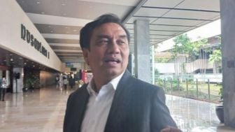 PDI Perjuangan Bantah Isu Effendi Simbolon Loncat ke Partai Lain: Tetap Merah