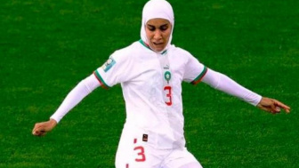 Prestasi Nouhaila Benzina, Pesepak Bola Pertama Berhijab di Piala Dunia Wanita 2023