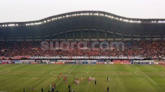 Laga Panas Persija vs Persib Berakhir Imbang, 4 Kartu Kuning, 1 Kartu Merah